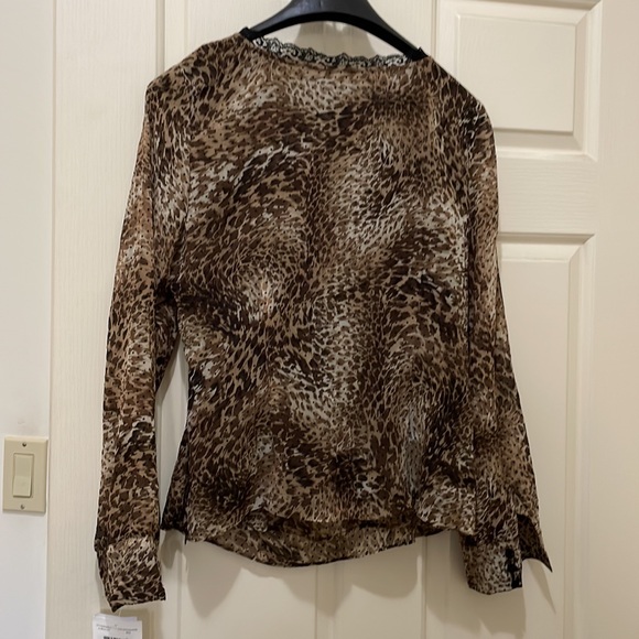 Emma James leopard print blouse (sz 10) - Picture 9 of 12